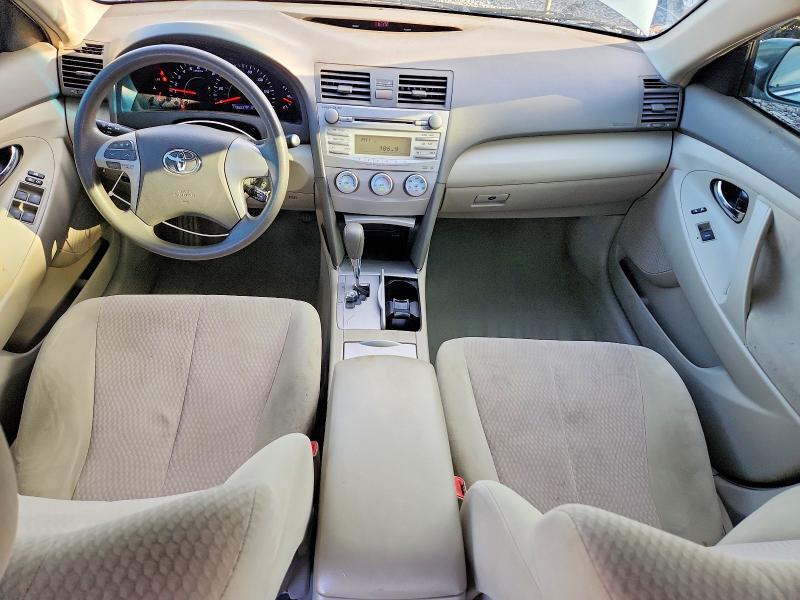 2010 TOYOTA CAMRY LE — Фото 8 из 12
