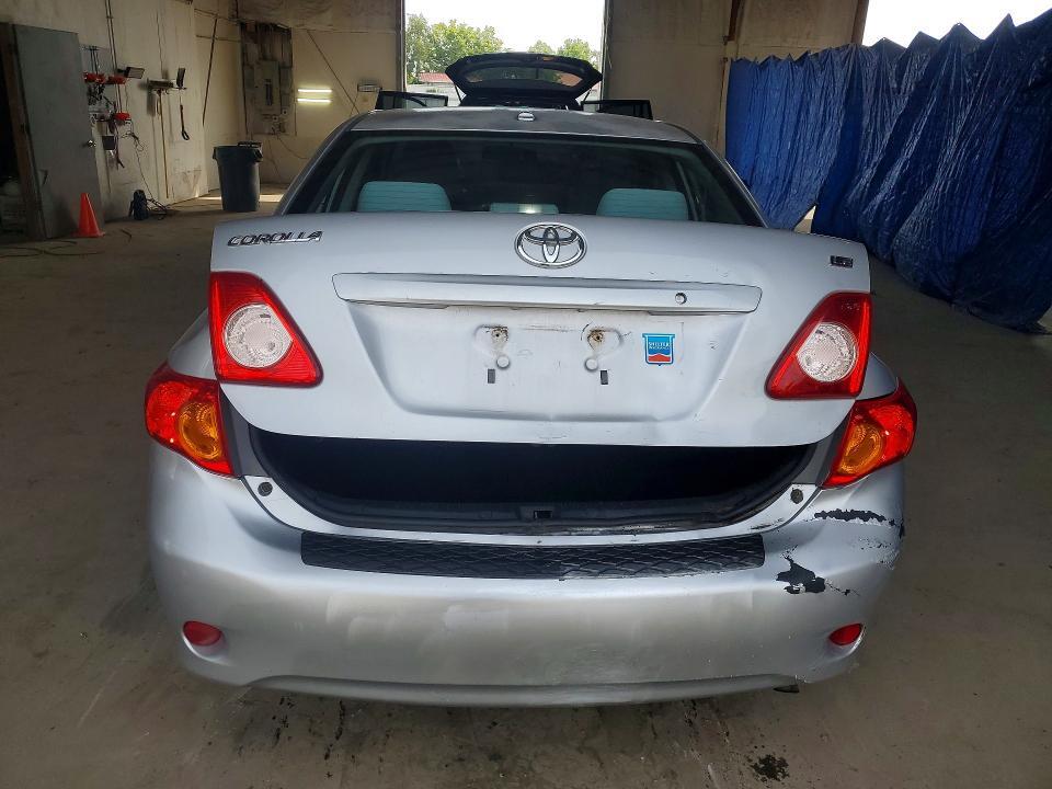 2010 TOYOTA COROLLA LE — Фото 6 из 12