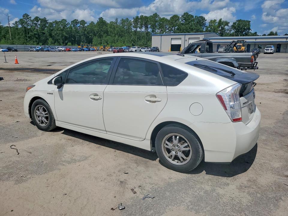 JTDKN3DUXA0052360 2010 TOYOTA PRIUS photo no. 2