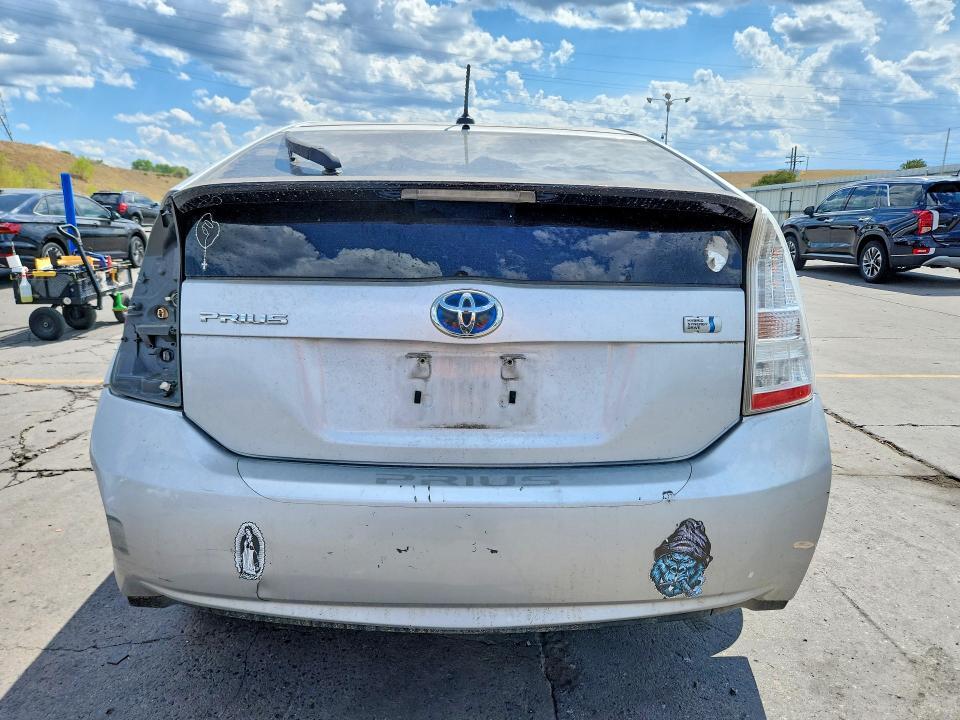 2010 TOYOTA PRIUS II — Фото 6 из 12