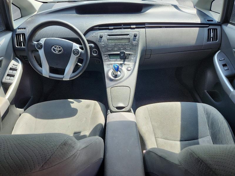 2010 TOYOTA PRIUS II — Фото 8 из 12