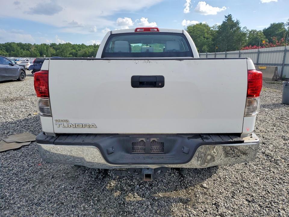 2010 TOYOTA TUNDRA DOUBLE CAB SR5 — Фото 6 из 12