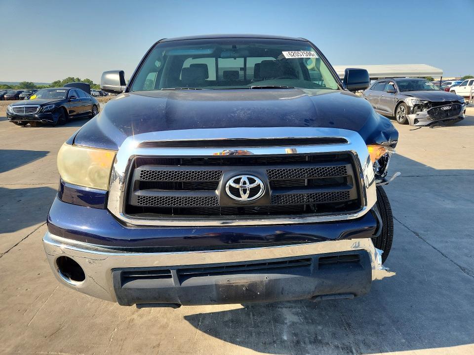 2010 TOYOTA TUNDRA DOUBLE CAB SR5 — Фото 5 из 12