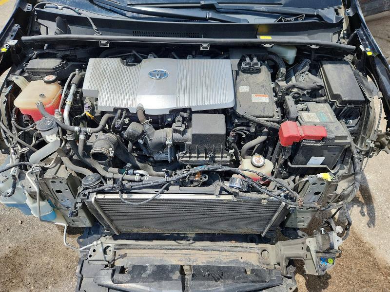 2018 TOYOTA PRIUS TWO ECO — Фото 11 из 13
