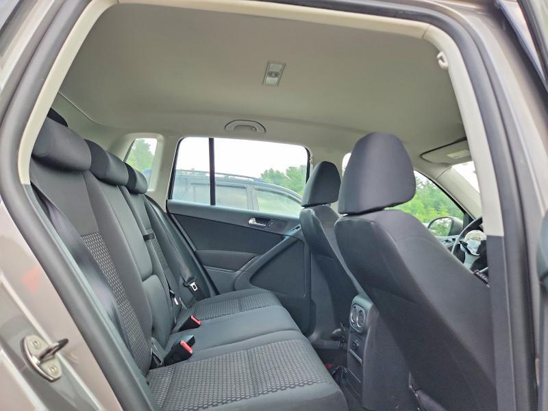 2010 VOLKSWAGEN TIGUAN SE — Фото 11 из 13