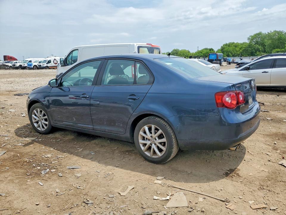 2010 VOLKSWAGEN JETTA LIMITED — Фото 2 из 12