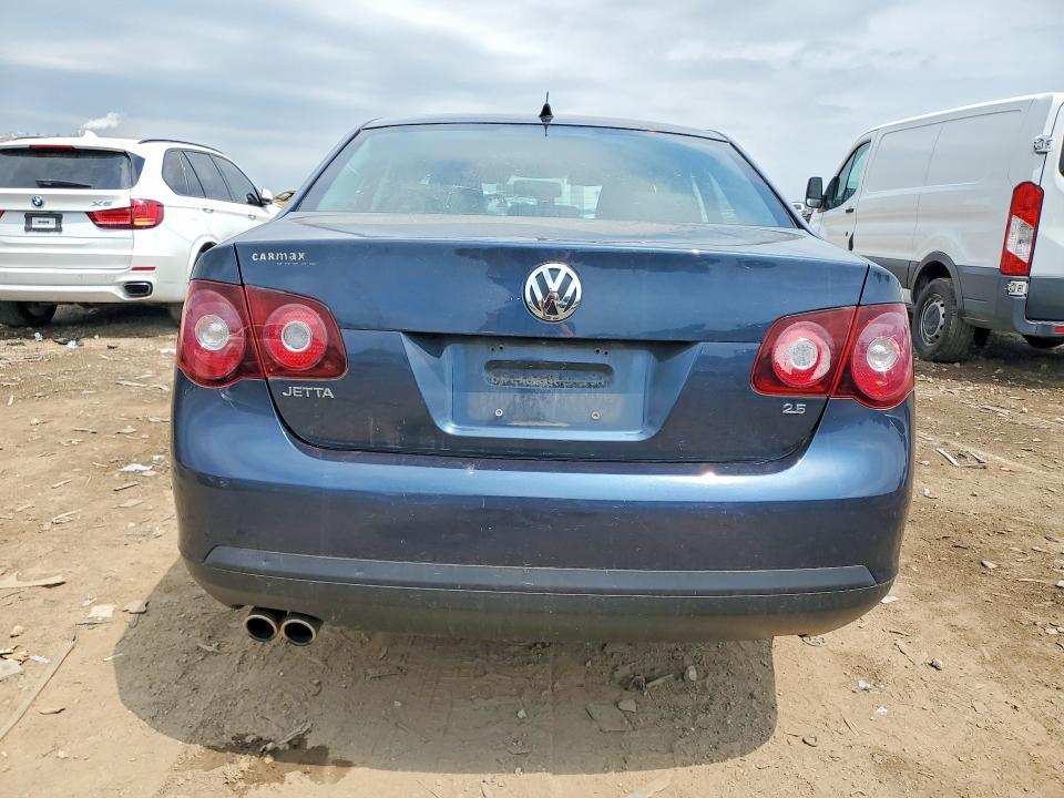 2010 VOLKSWAGEN JETTA LIMITED — Фото 6 из 12