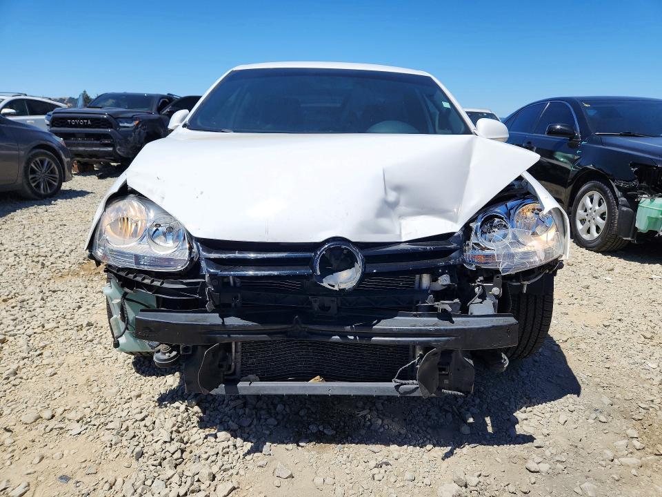 2010 VOLKSWAGEN JETTA TDI — Фото 5 из 13