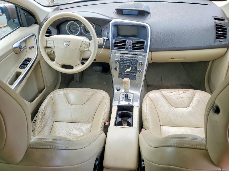 YV4992DZ5A2074082 2010 VOLVO XC60 photo no. 8