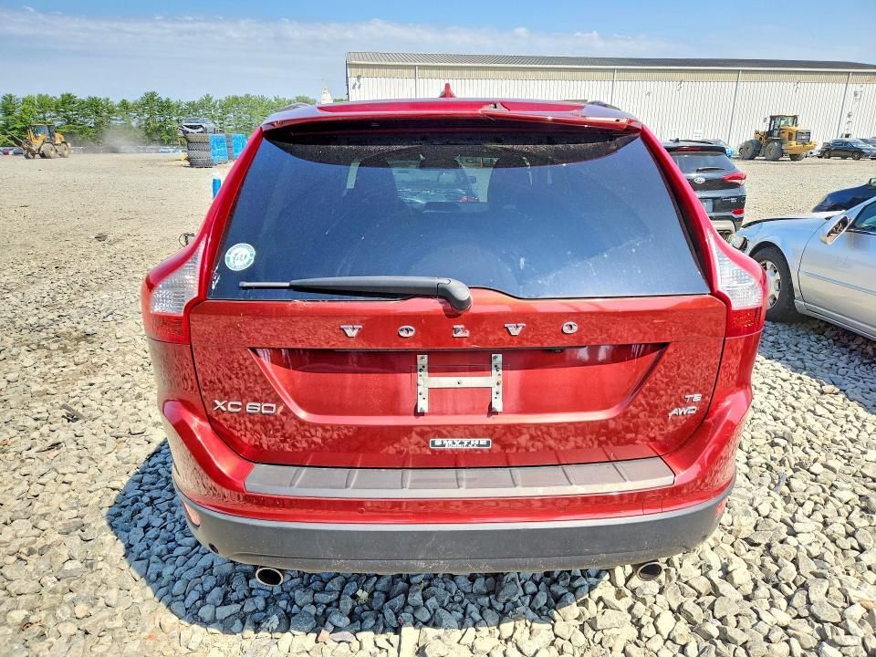 2010 VOLVO XC60 T6 — Фото 6 из 12