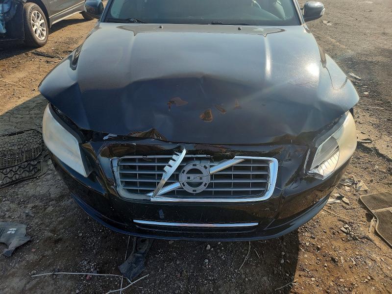 2010 VOLVO S80 3.2 — Фото 11 из 12