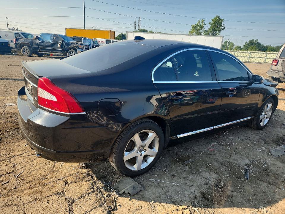 2010 VOLVO S80 3.2 — Фото 3 из 12