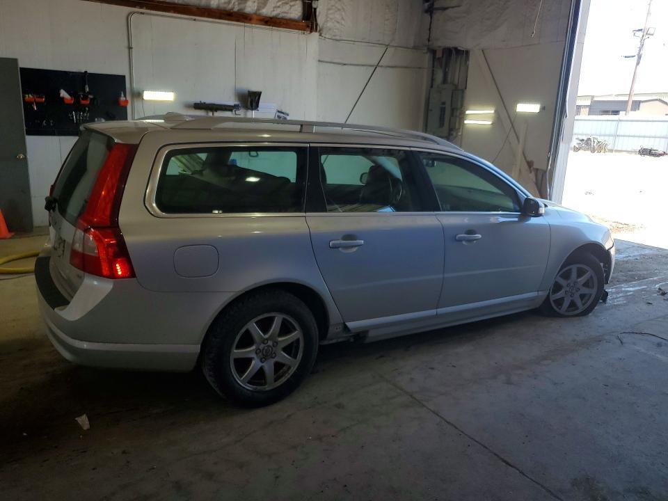 2010 VOLVO V70 3.2 — Фото 3 из 12