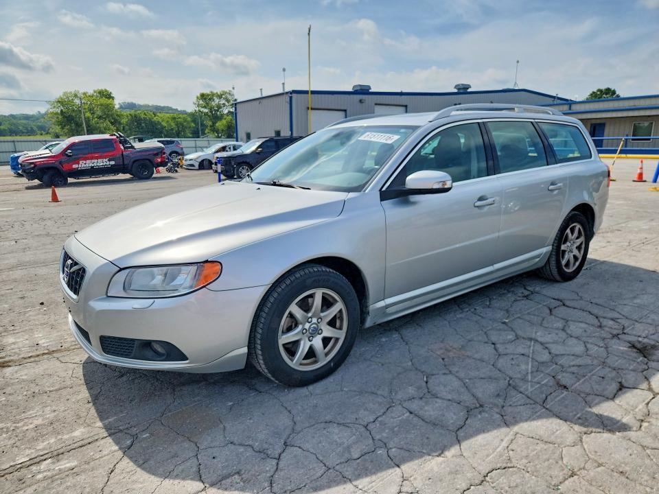 YV1982BW7A1124107 2010 VOLVO V70 photo no. 1