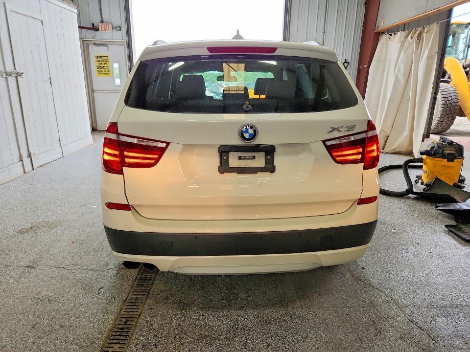 2011 BMW X3 XDRIVE35I — Фото 6 из 13