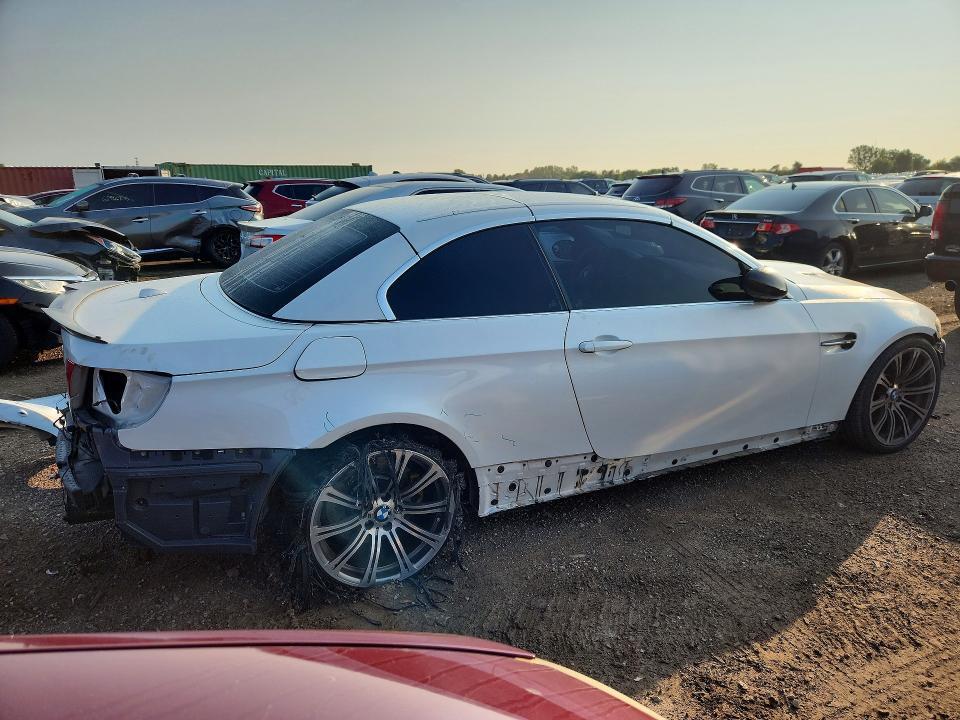 WBSDX9C56BE584556 2011 BMW M3 photo no. 3