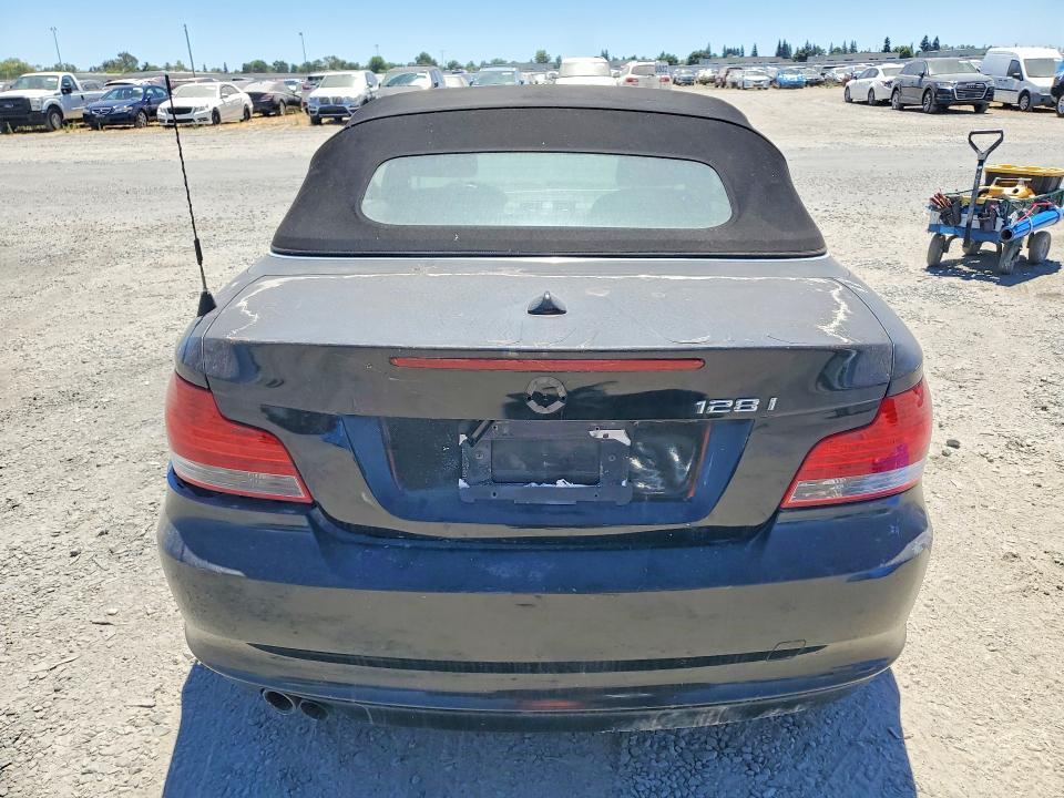 2011 BMW 128 I — Фото 6 из 12