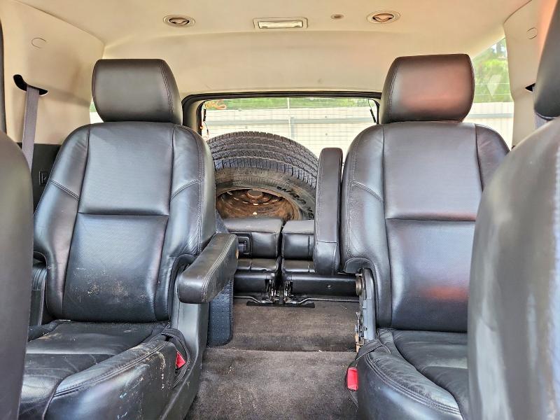 1GYS4BEF5BR130046 2011 CADILLAC ESCALADE photo no. 10