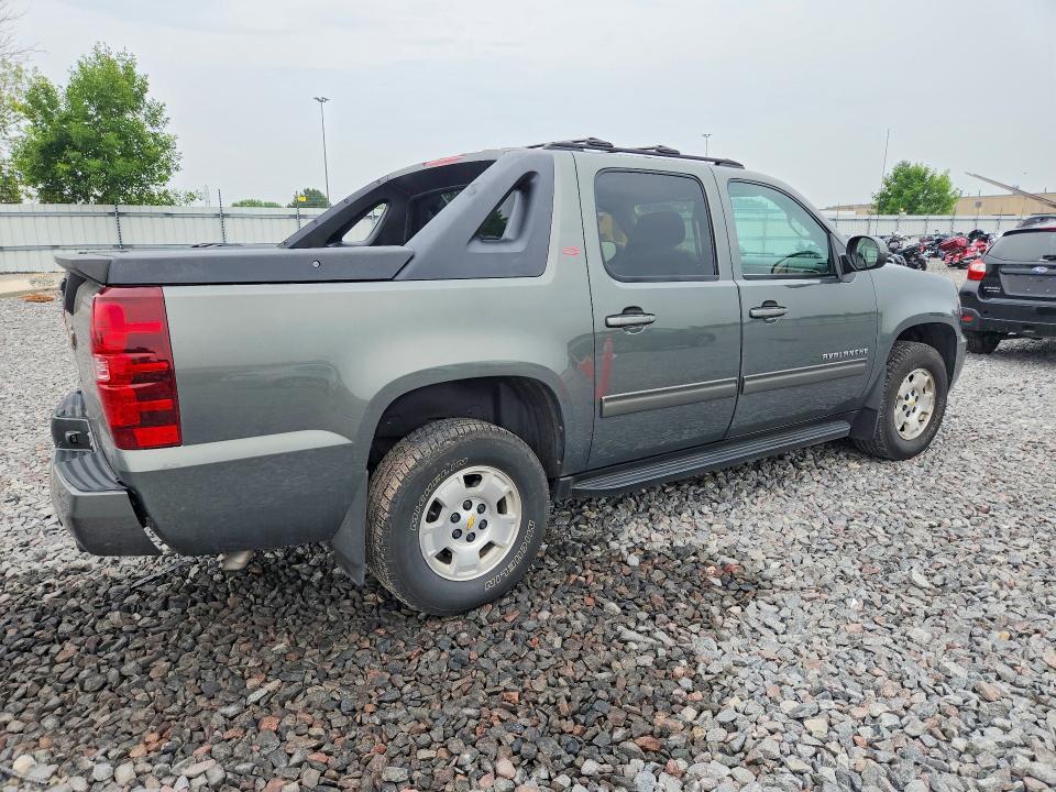 2011 CHEVROLET AVALANCHE LS — Фото 3 из 12