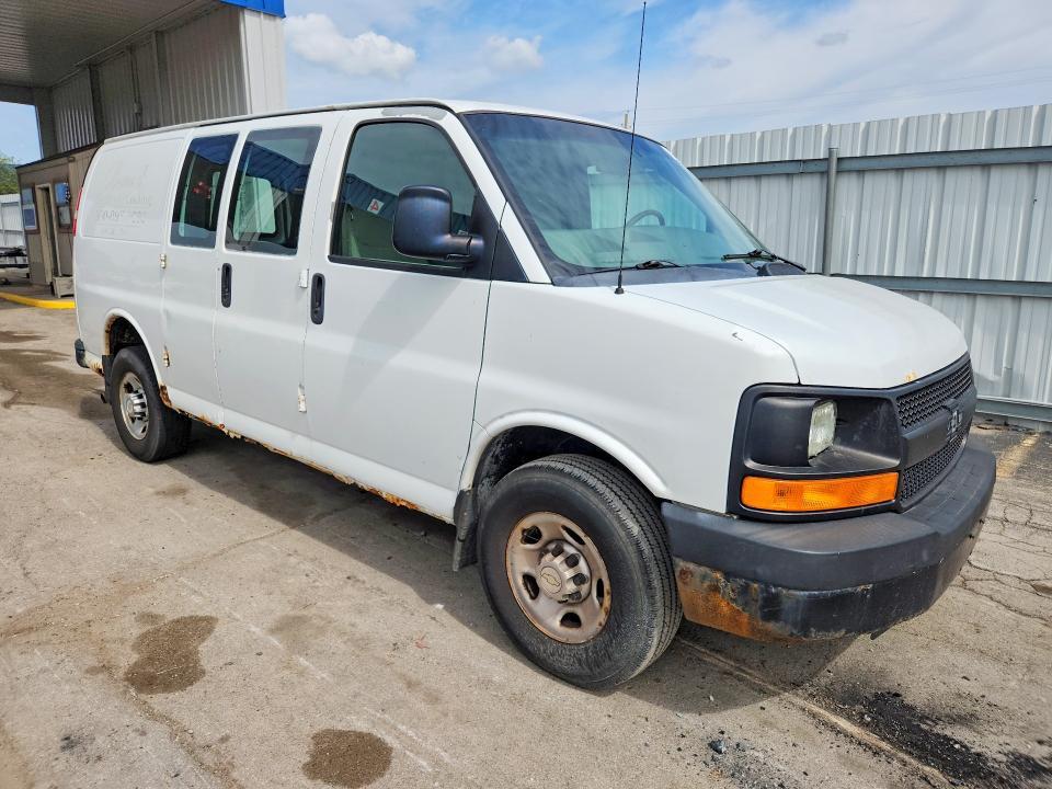 2011 CHEVROLET EXPRESS 2500 DELIVERY VAN — Фото 4 из 12