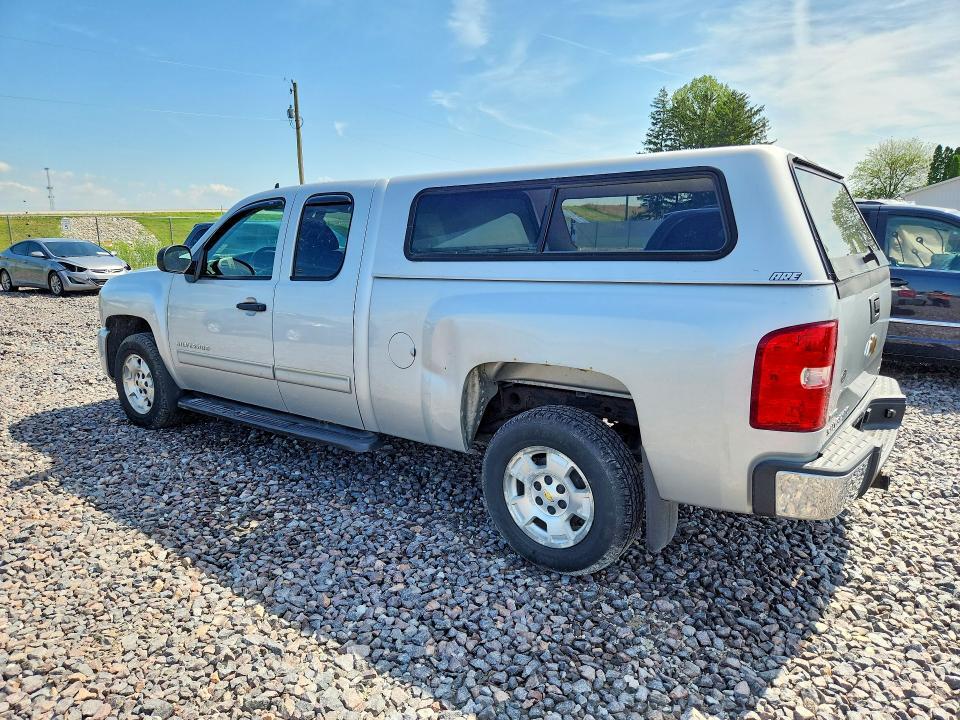 2011 CHEVROLET SILVERADO C1500 LT — Фото 2 из 12