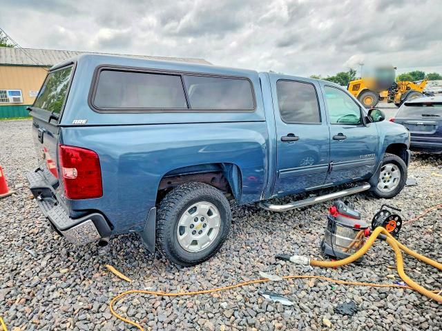 2011 CHEVROLET SILVERADO C1500 LT — Фото 3 из 12