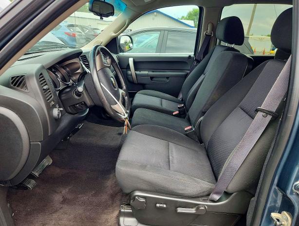 2011 CHEVROLET SILVERADO C1500 LT — Фото 7 из 12