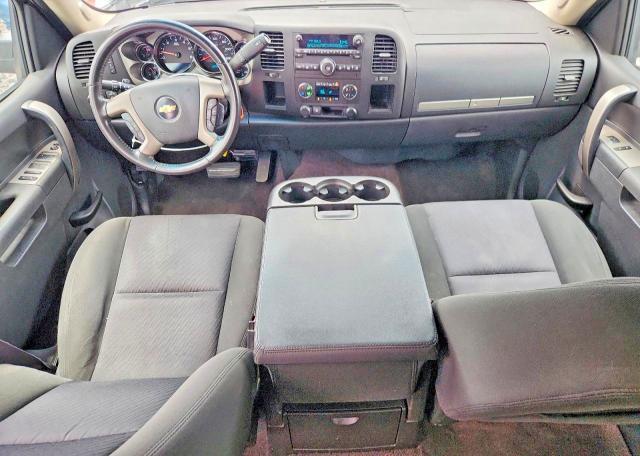 2011 CHEVROLET SILVERADO C1500 LT — Фото 8 из 12