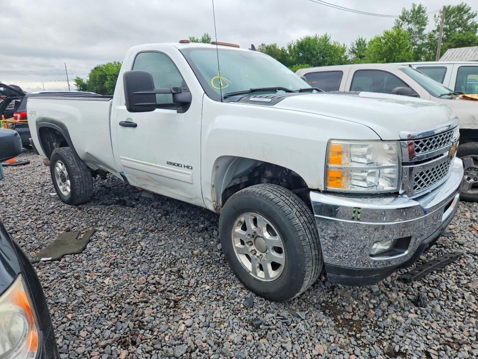 2011 CHEVROLET SILVERADO K2500 HEAVY DUTY LT — Фото 4 из 12