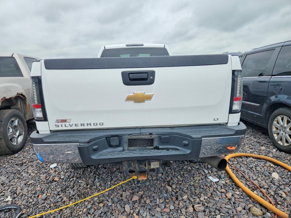 2011 CHEVROLET SILVERADO K2500 HEAVY DUTY LT — Фото 6 из 12