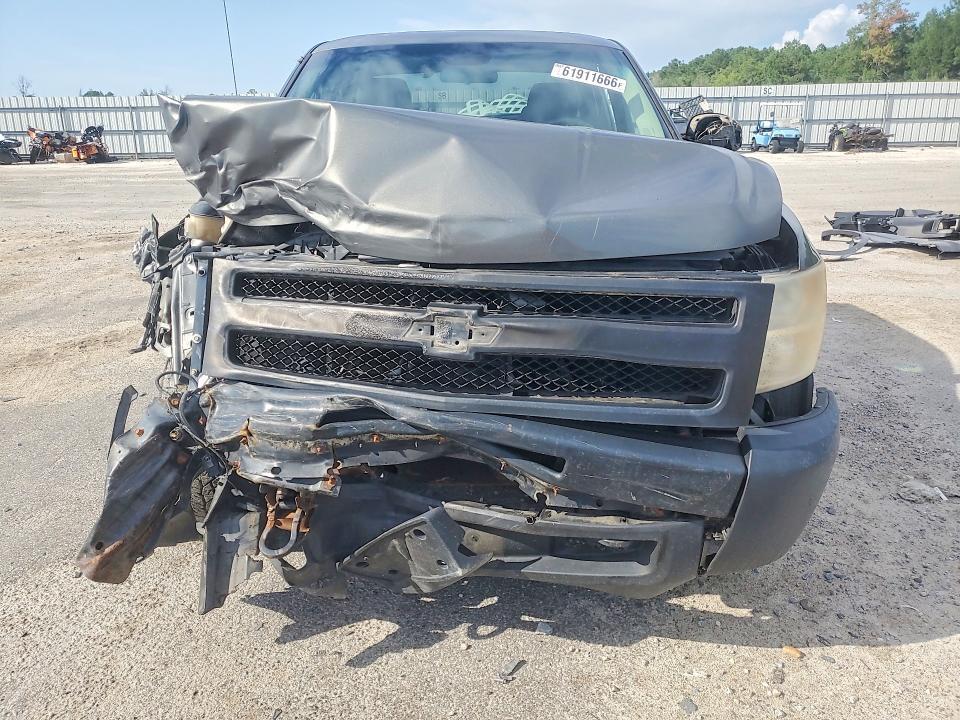 2011 CHEVROLET SILVERADO K1500 — Фото 5 из 12