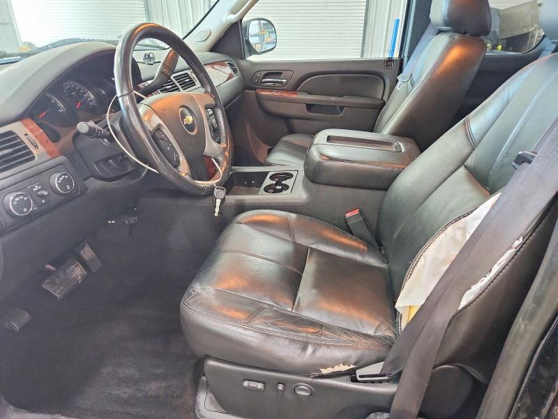 2011 CHEVROLET SILVERADO K1500 LTZ — Фото 7 из 12