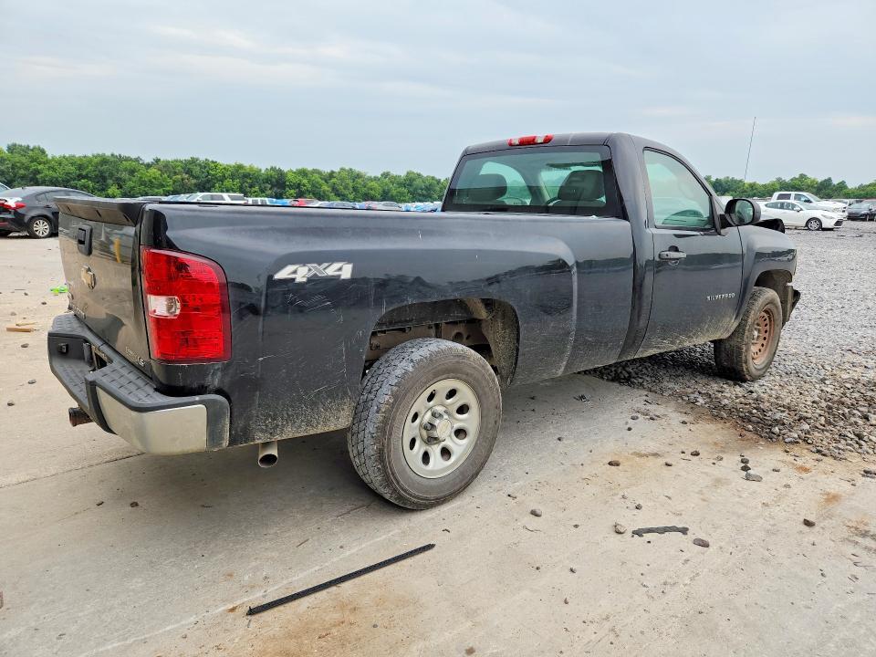 2011 CHEVROLET SILVERADO K1500 — Фото 3 из 12