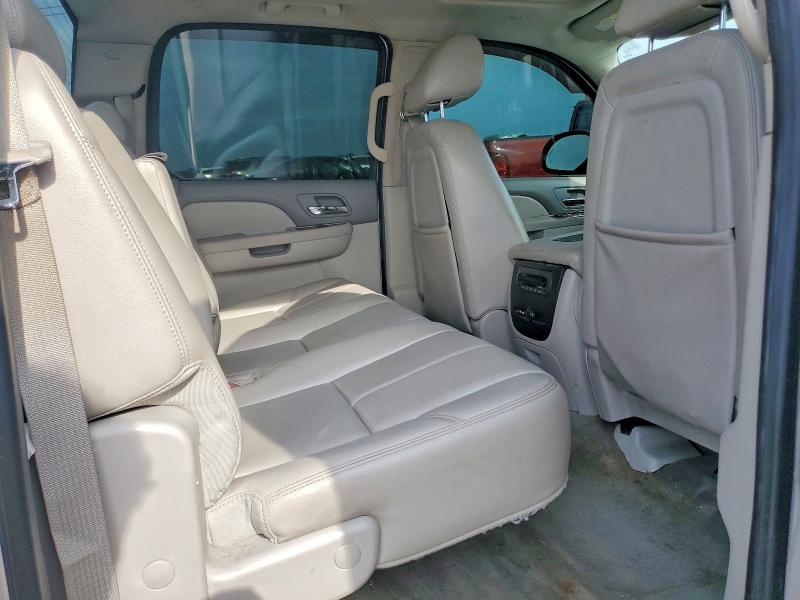 2011 CHEVROLET SILVERADO K1500 LTZ — Фото 10 из 12