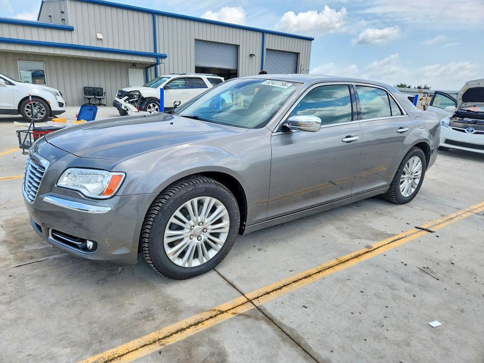 2C3CK6CT6BH574038 2011 CHRYSLER 300C photo no. 1