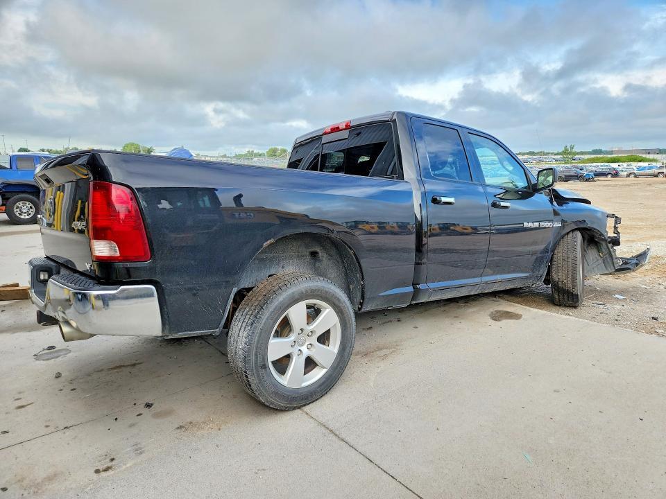 1D7RV1GT1BS588180 2011 DODGE RAM 1500 photo no. 3