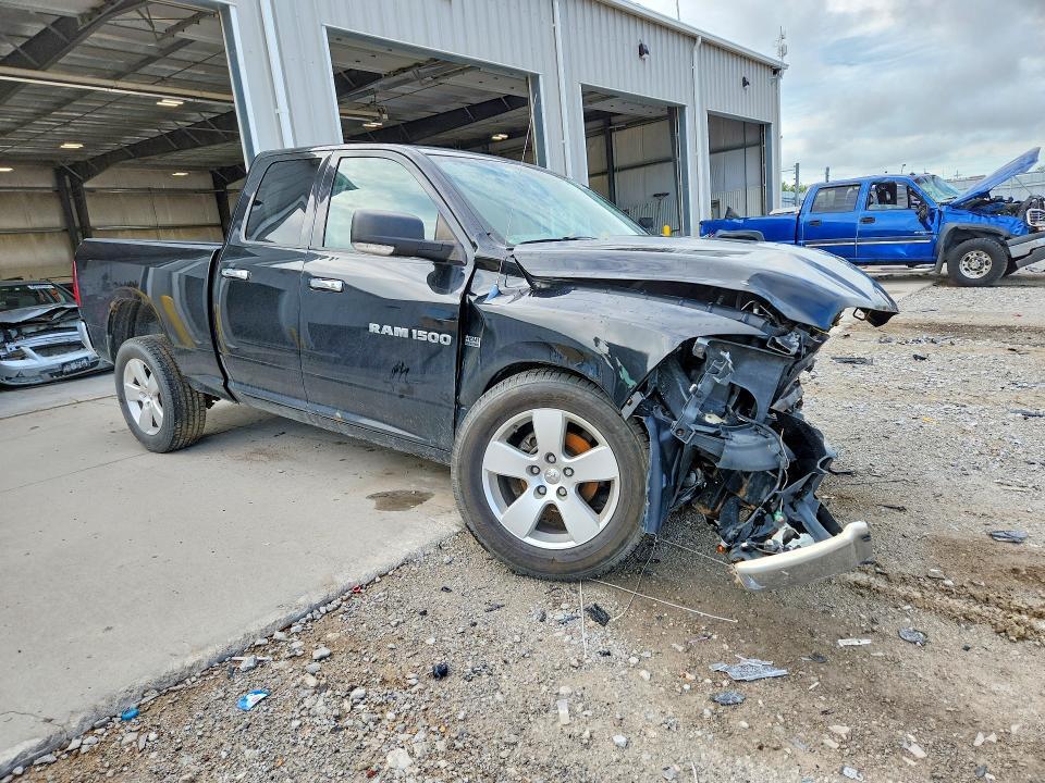 1D7RV1GT1BS588180 2011 DODGE RAM 1500 photo no. 4
