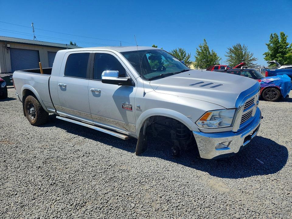 2011 DODGE RAM 3500 — Фото 4 из 12