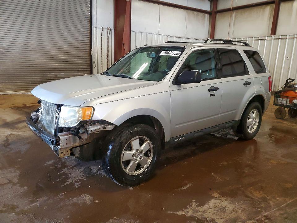 1FMCU0DG9BKB45551 2011 FORD ESCAPE photo no. 1