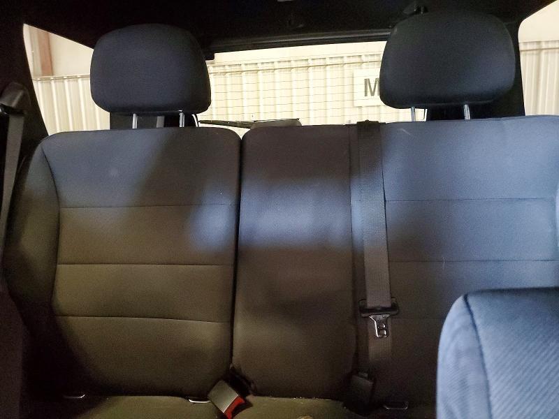 1FMCU0DG9BKB45551 2011 FORD ESCAPE photo no. 10
