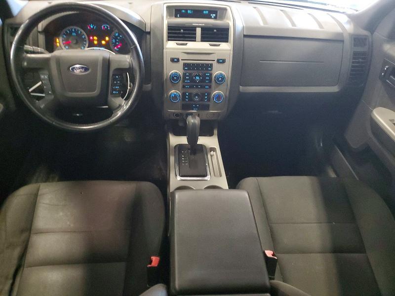 1FMCU0DG9BKB45551 2011 FORD ESCAPE photo no. 8