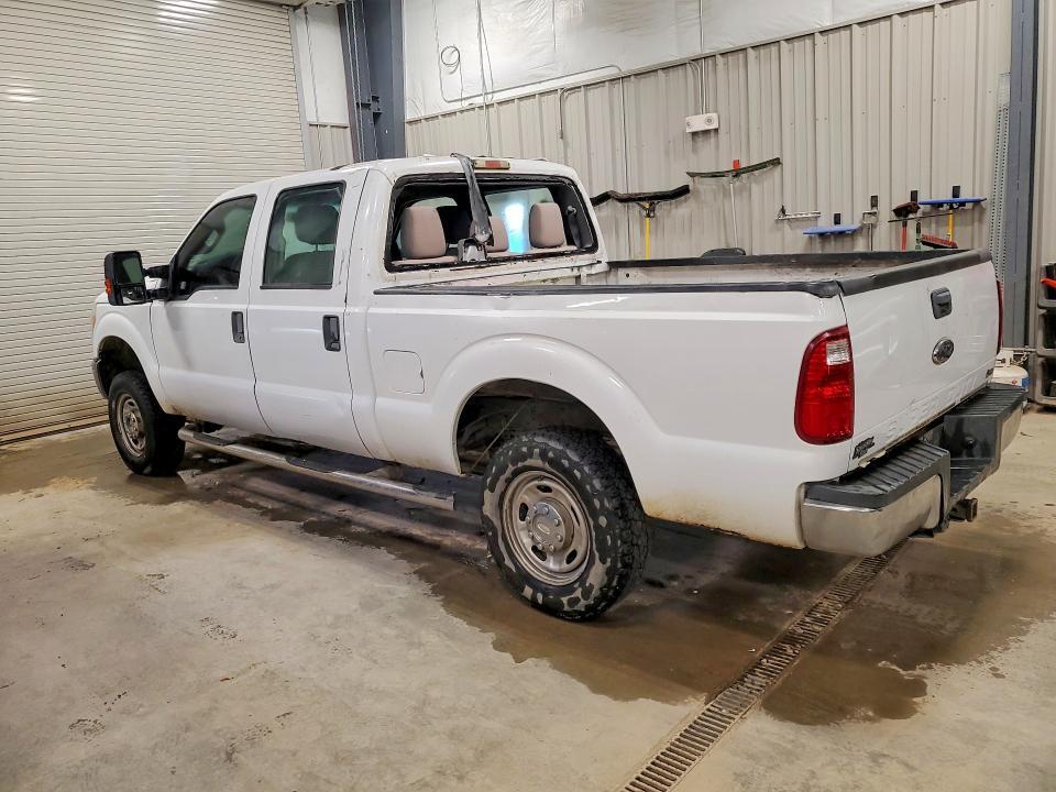 1FT7W2B65BEA81867 2011 FORD F250 photo no. 2
