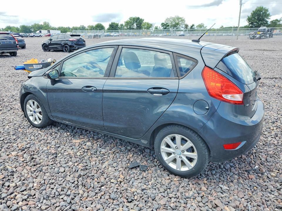 2011 FORD FIESTA SE — Фото 2 из 13