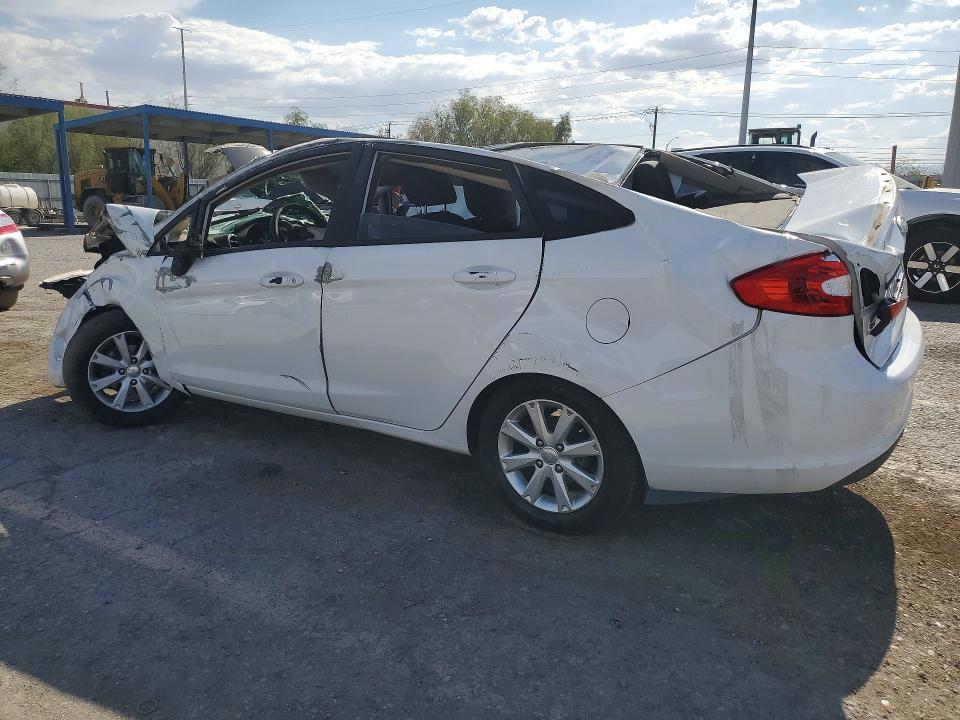 2011 FORD FIESTA SE — Фото 2 из 12