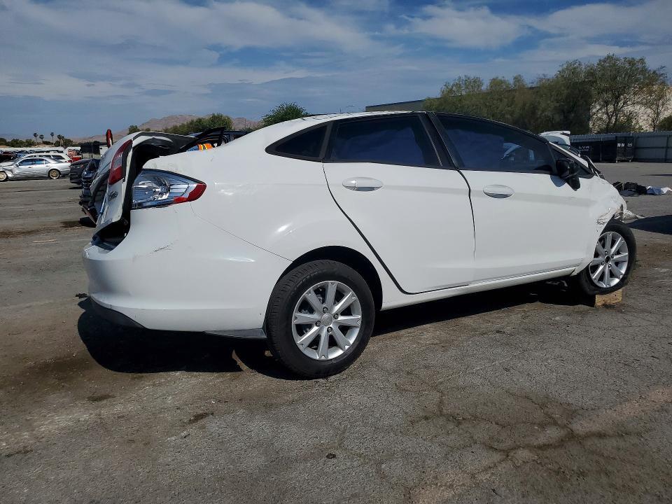 2011 FORD FIESTA SE — Фото 3 из 12