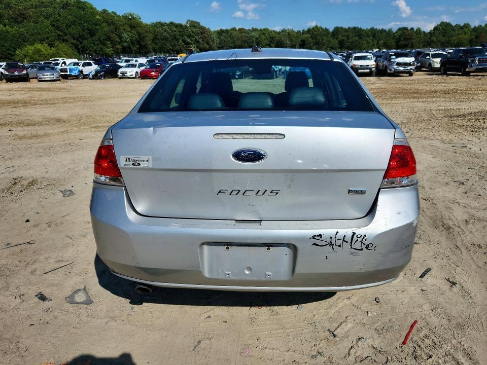 2011 FORD FOCUS SEL — Фото 6 из 12