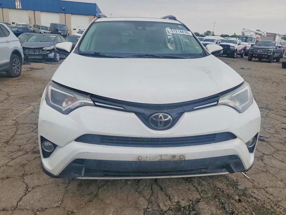 2018 TOYOTA RAV4 XLE — Фото 5 из 13