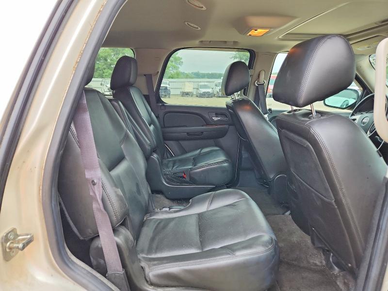 2011 GMC YUKON SLT — Фото 11 из 13