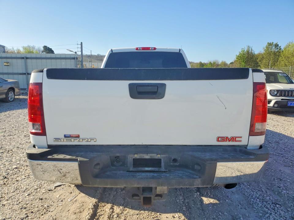 2011 GMC SIERRA C2500 HEAVY DUTY — Фото 6 из 12