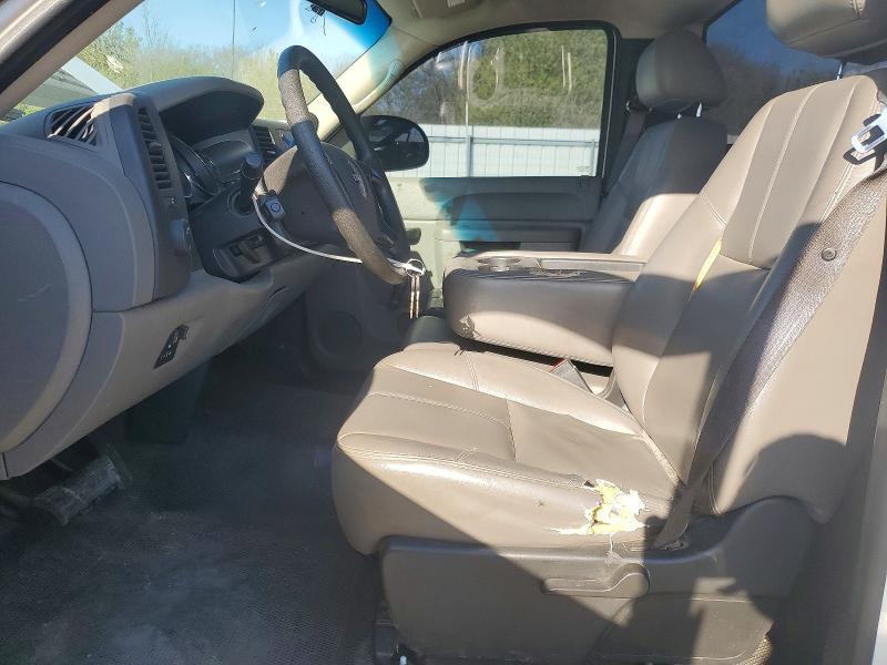 2011 GMC SIERRA C2500 HEAVY DUTY — Фото 7 из 12